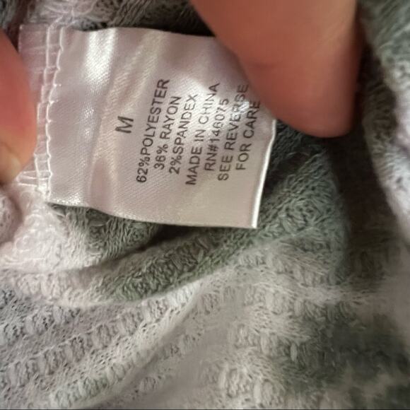 New Sweet Romeo Green Tie Dye Waffle Crewneck Long Sleeve Womens size M - Picture 5 of 5